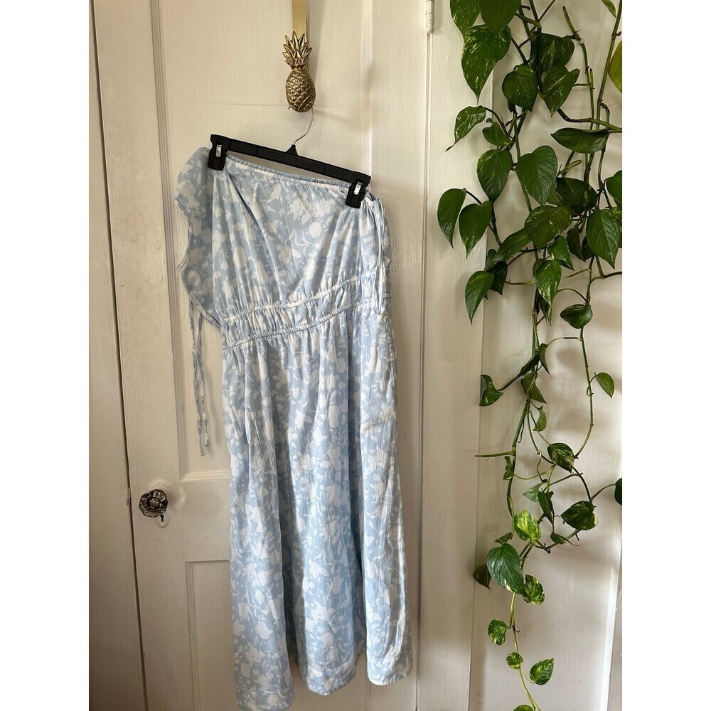 Free Assembly women’s size large off shoulder dress